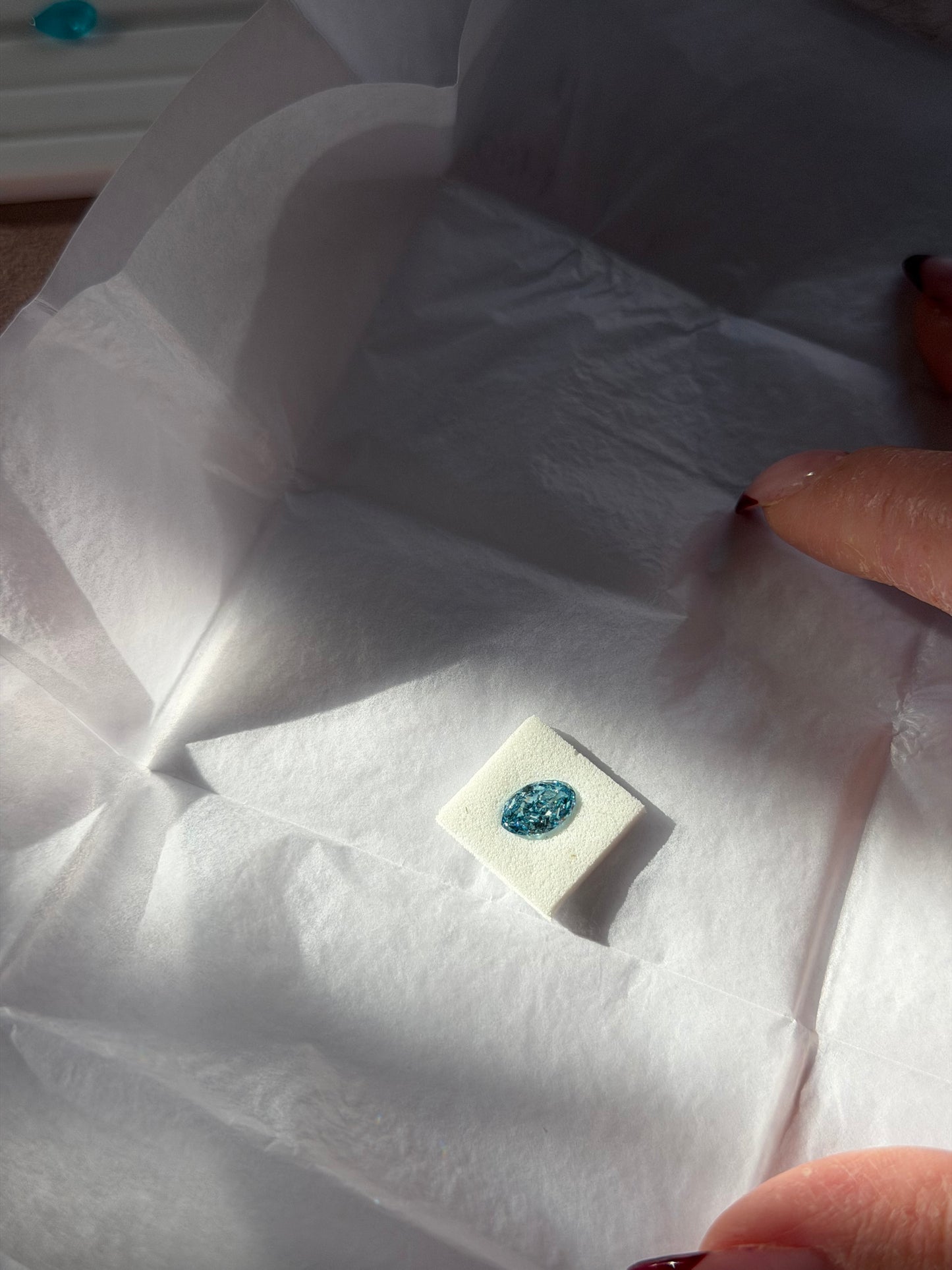 1.05ct fancy blue oval VS1 IGI certified