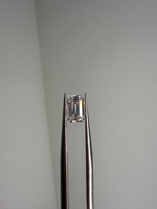 1.58 ct G VS2 emerald diamond IGI certified