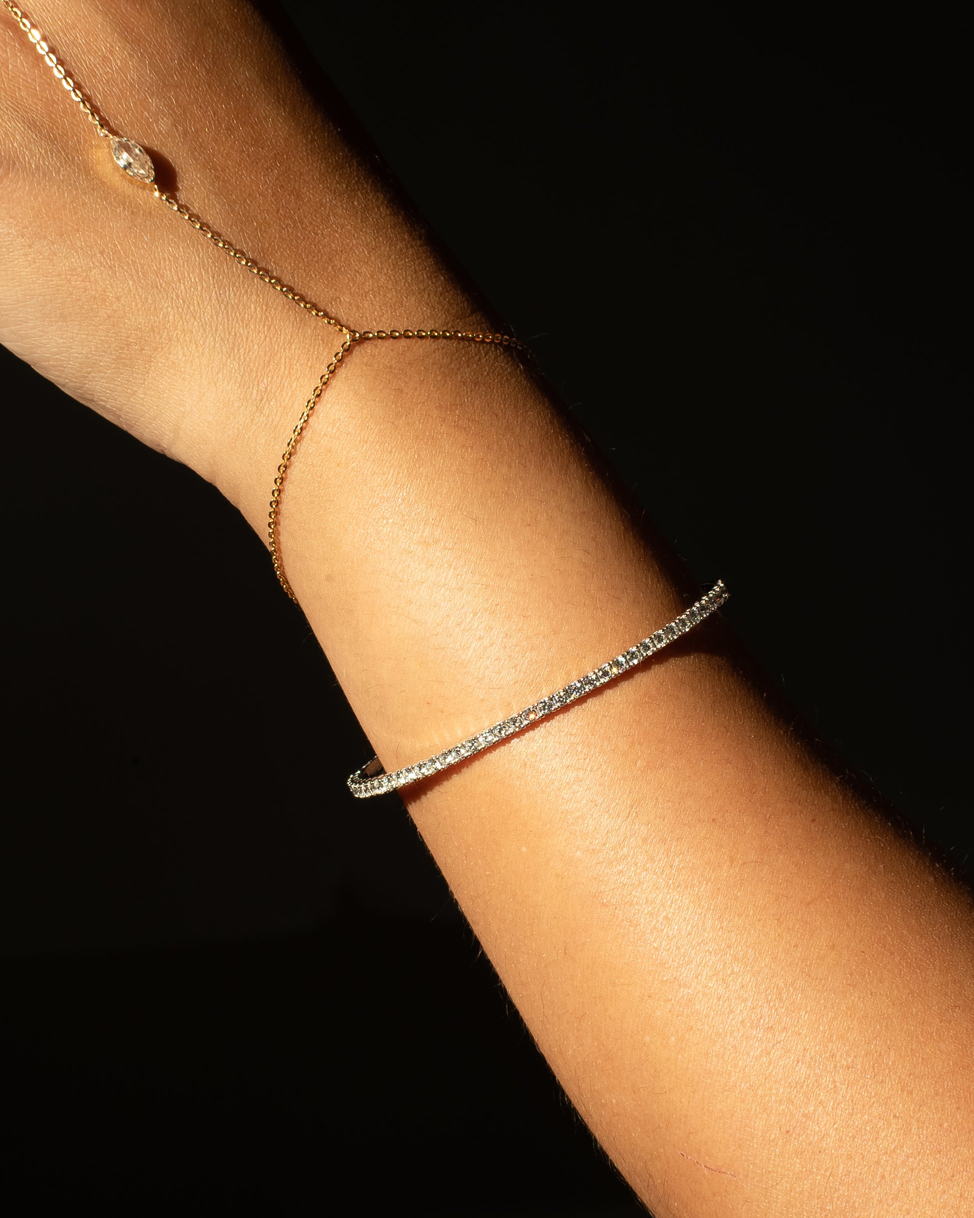 Diamond Flex Bangle in 14k white gold (1.48tcw)