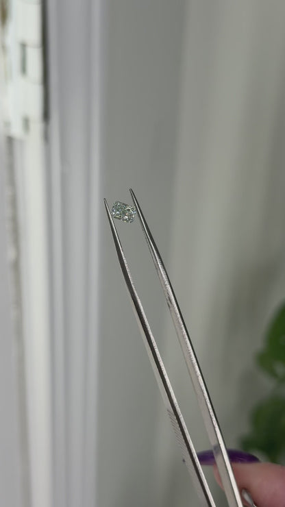 0.60ct elongated radiant fancy green VVS2