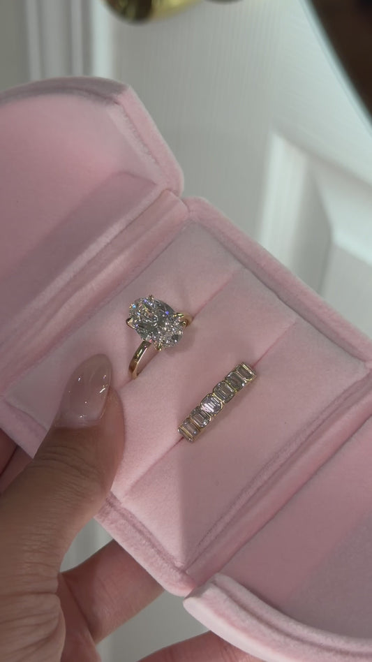 The Lumiére wedding set