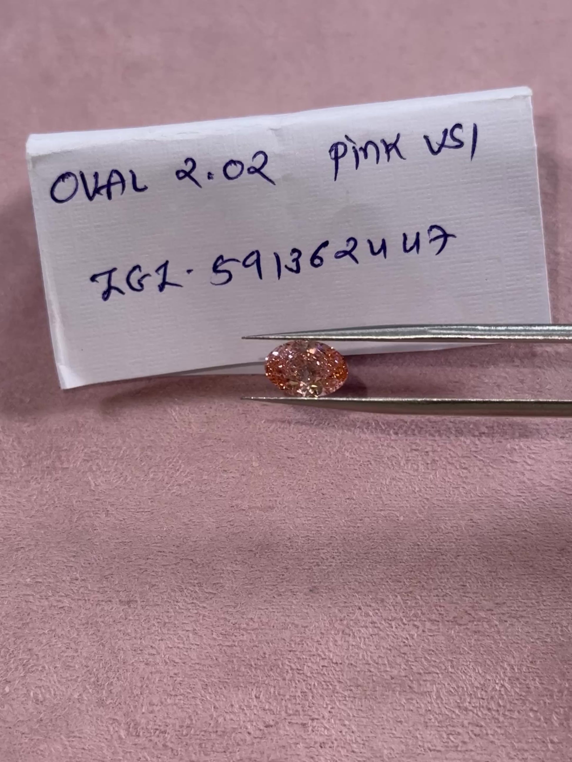 2.02 ct oval pink VS1 - IGI certified