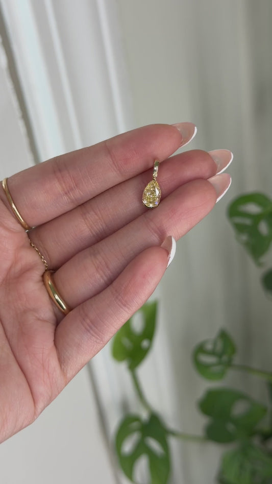 1ct canary pear diamond 14k pendant