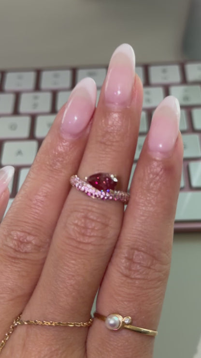 ‘Samia’ diamond micro pave pinky ring