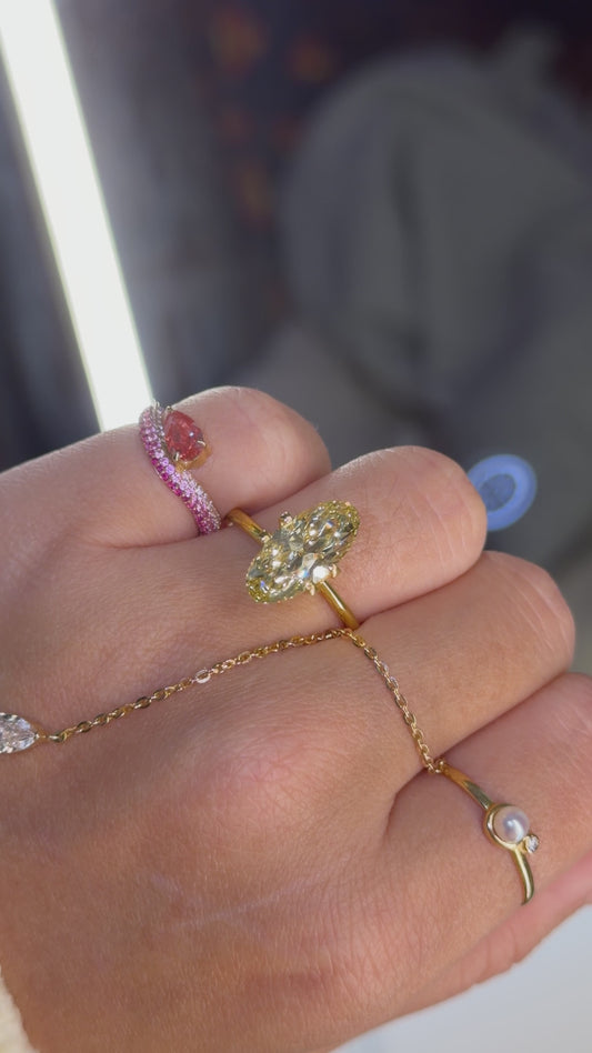3.01 canary antique cut oval VS1 - IGI Certified