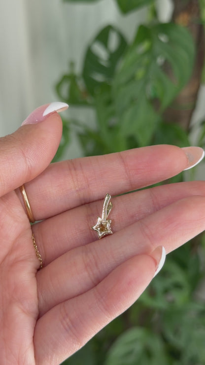 “Shooting star” 14k diamond star pendant