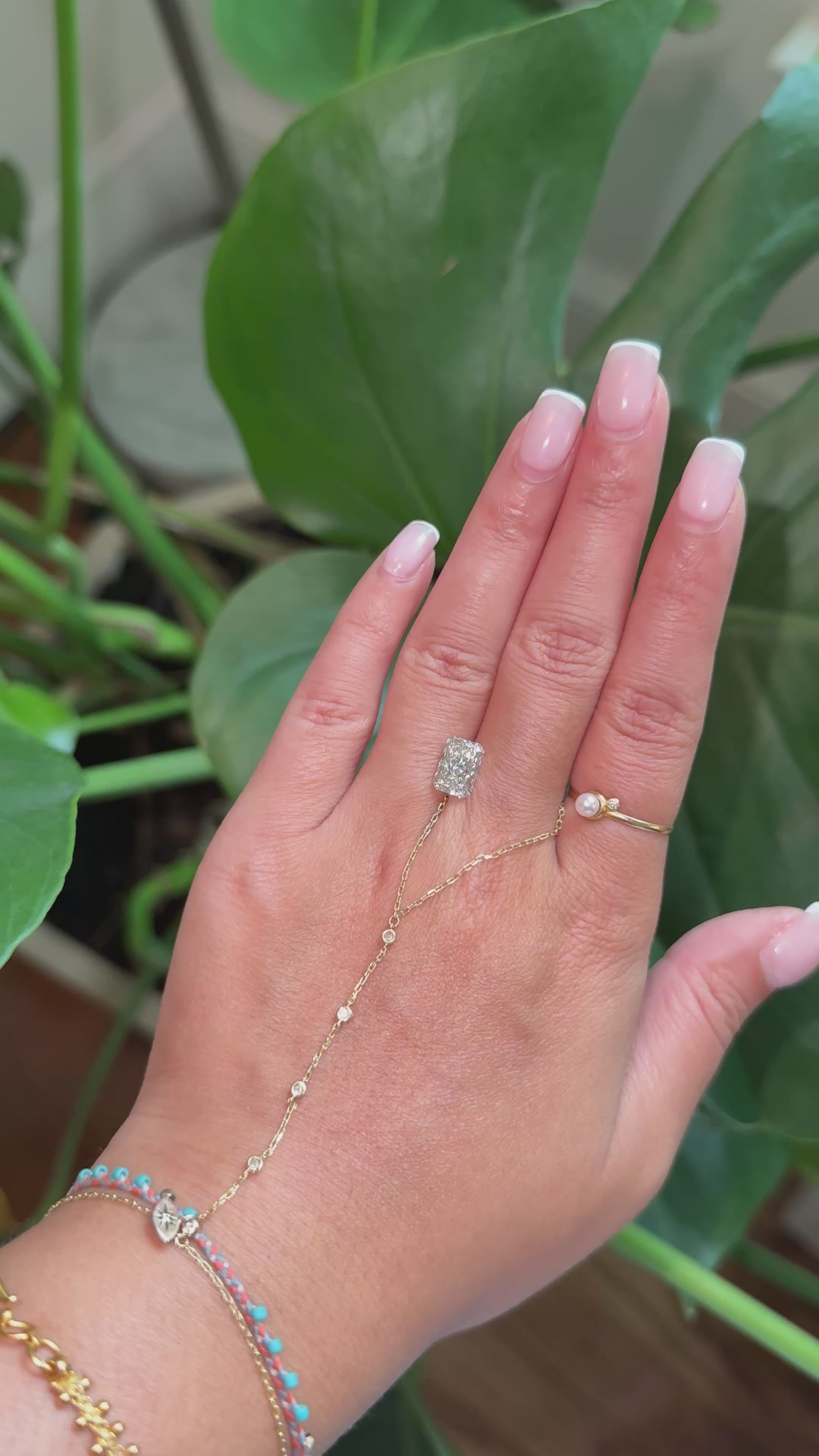 1.96 ct H vs2 radiant diamond