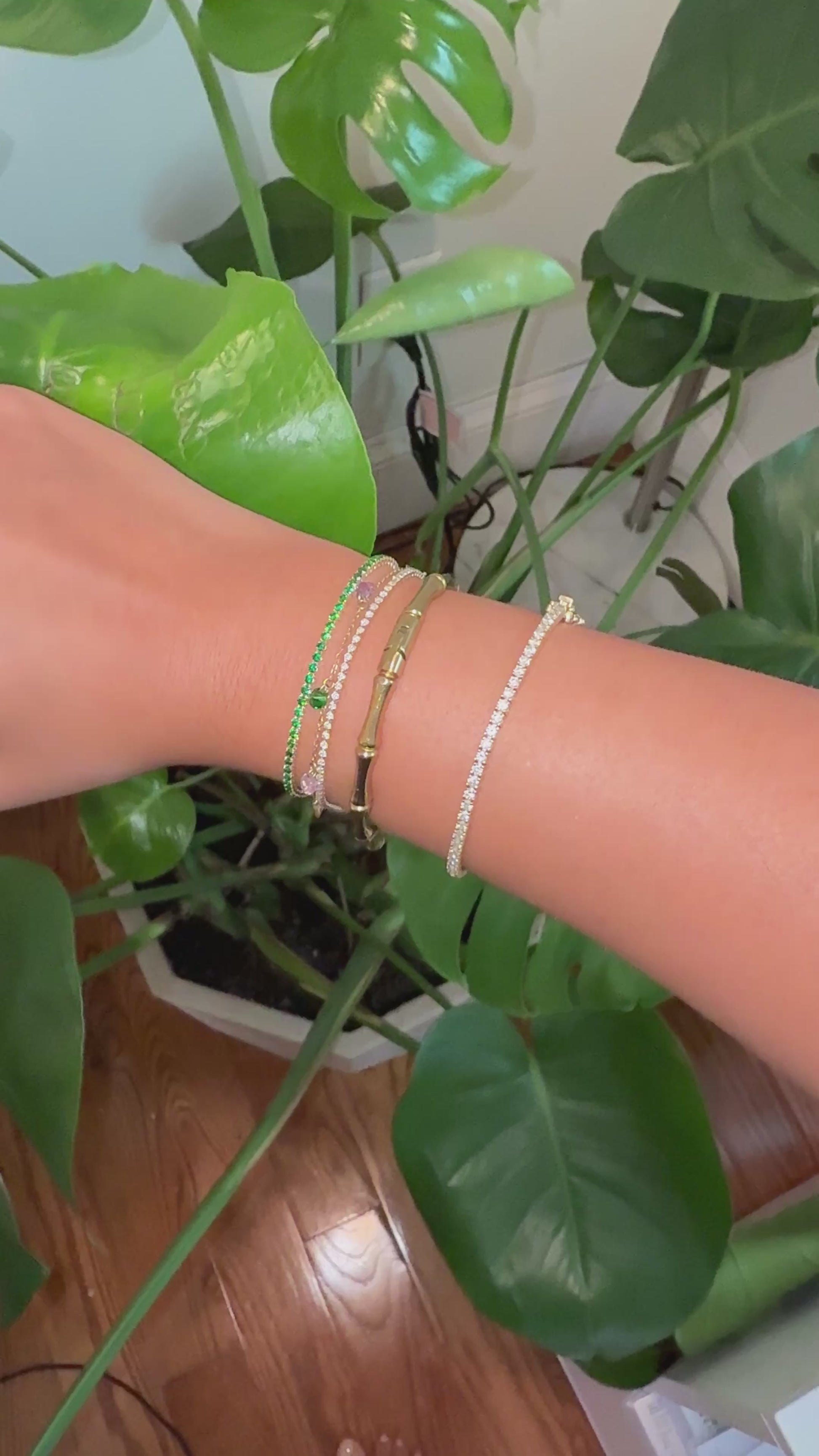 14k gold emerald tennis bracelet