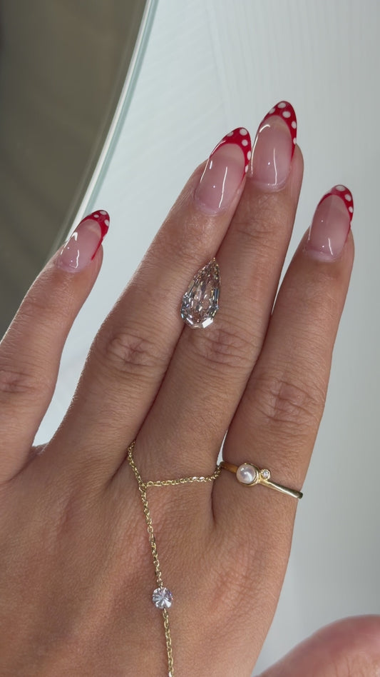 3.05ct champagne step-cut pear N VS2 - IGI Certified