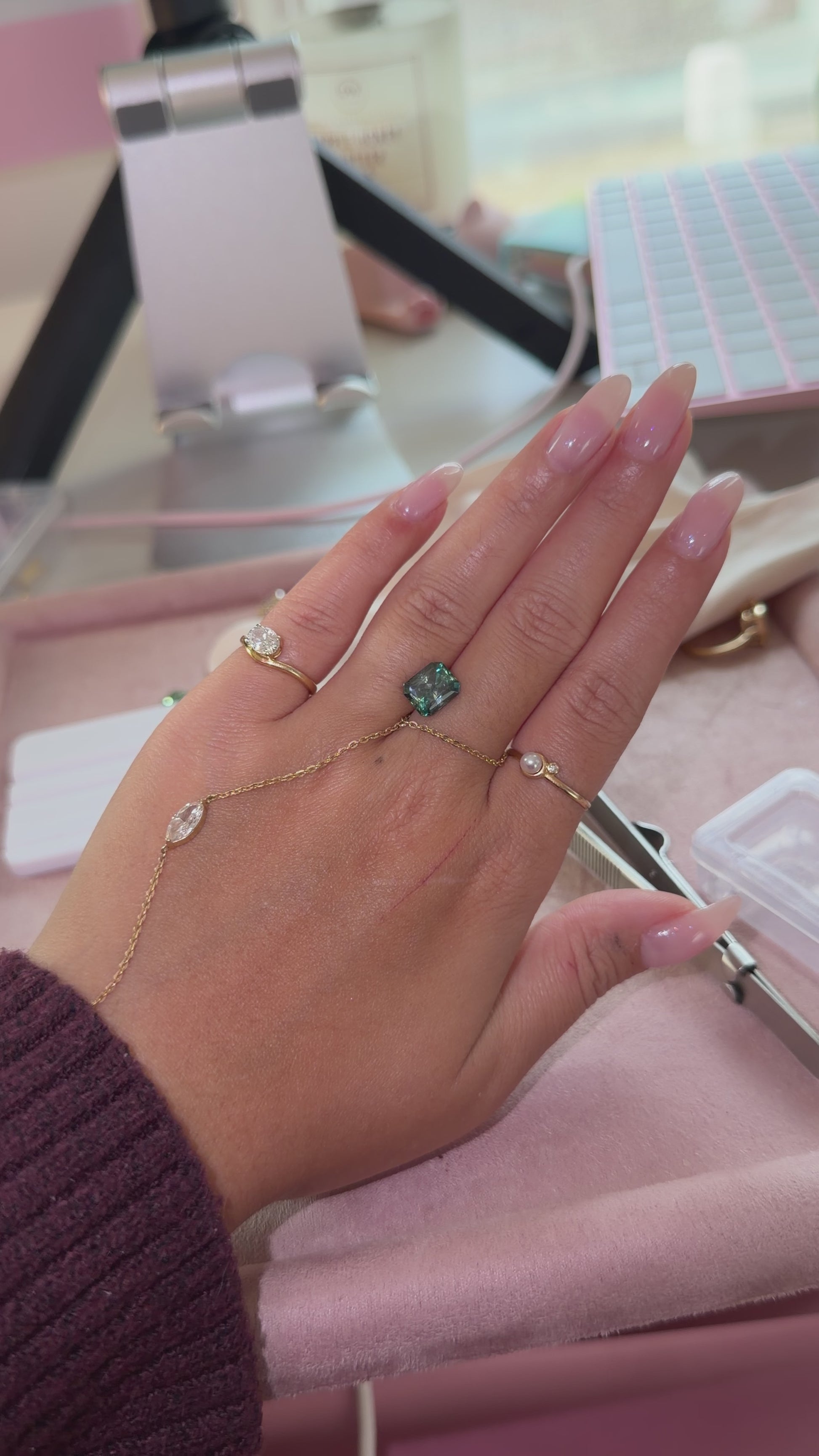 2.55ct VVS1 dark blue moissanite