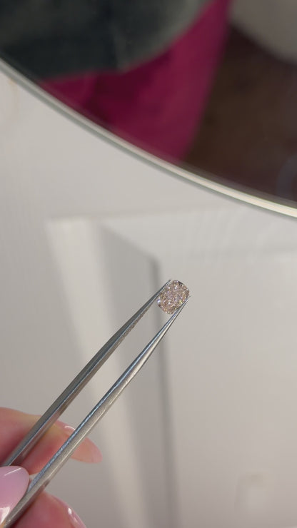 0.87ct cushion pink VVS2 IGI certified