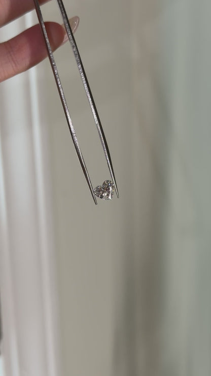 1.01ct heart D VVS2 - IGI certified