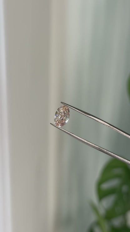 2.04ct pink oval VVS2 - IGI certified