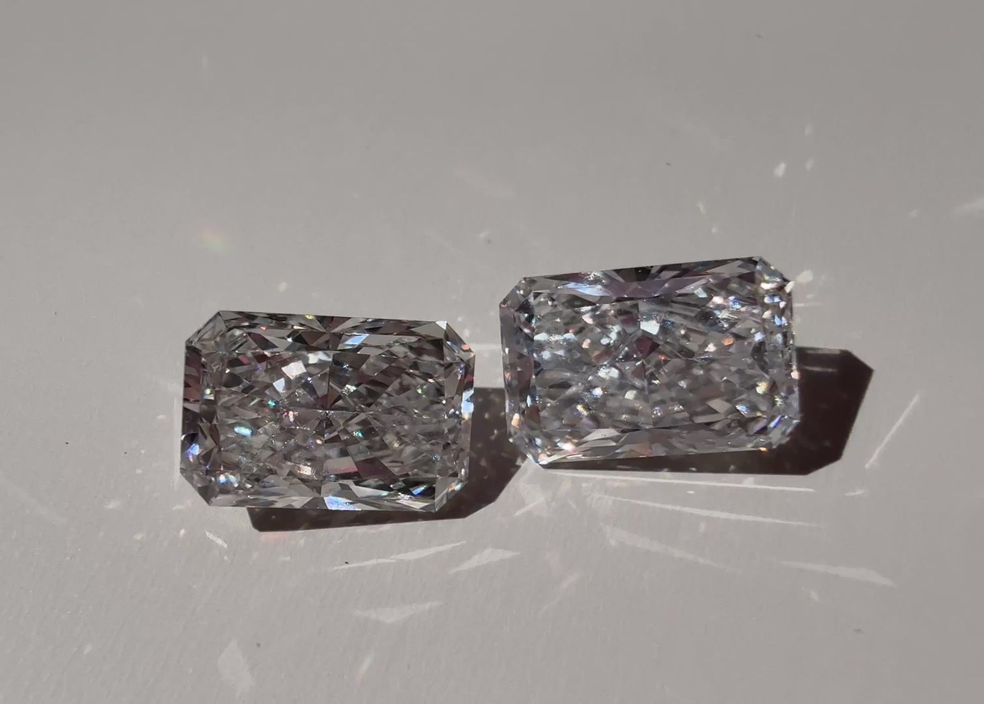Pair: radiant 2.58ctw VS1/VS2 IGI certified